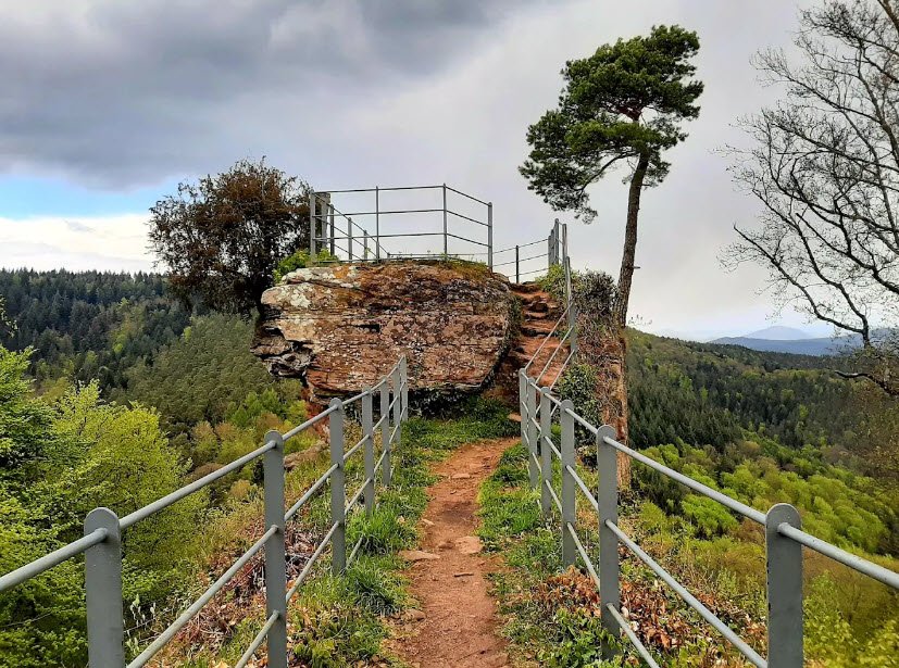 Guttenberg Castle, Oberotterbach, Germany, Germany